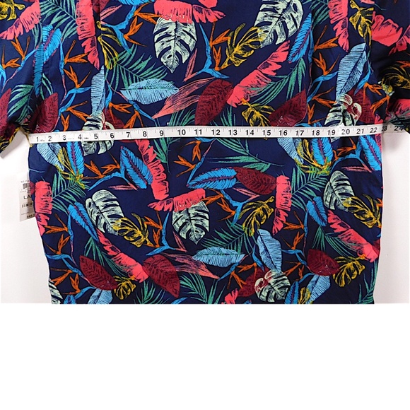 Club Room Men’s Tropical Hawaiian Button-Up Shirt Navy Multi – Size Large NWT - Picture 7 of 8